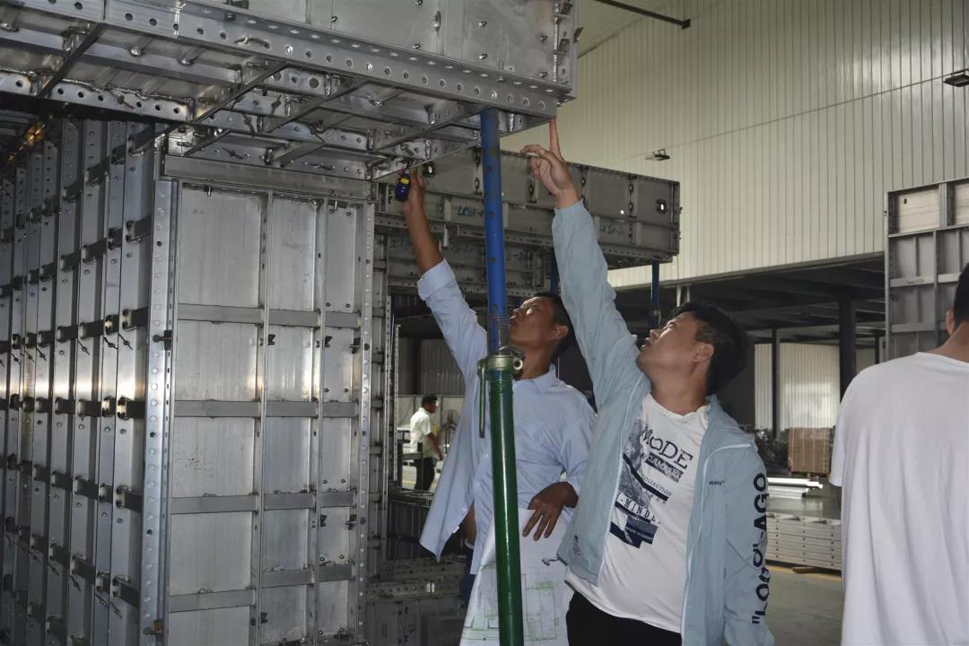 恭贺云顶集团铝模板房山项目顺利通过出厂验收!